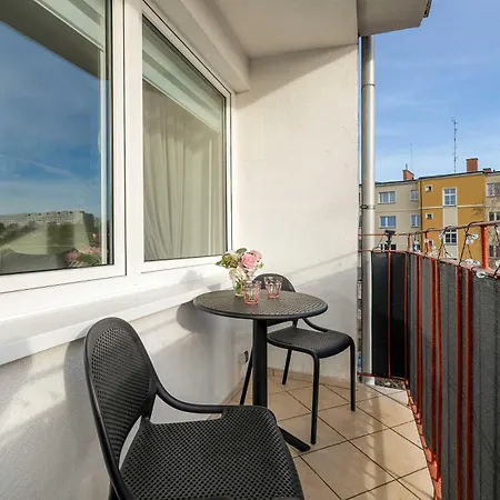 Przytulny I Jasny W Kolobrzegu By Renters Appartement *