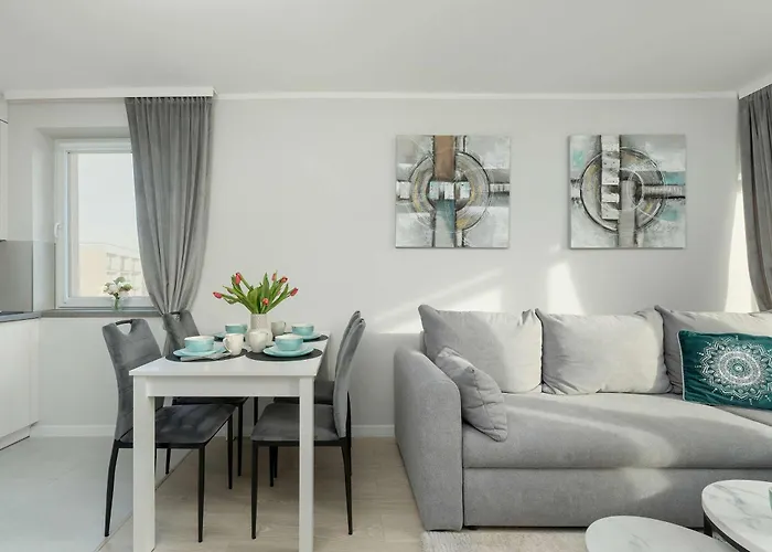 Przytulny I Jasny W Kolobrzegu By Renters Apartment Kolobrzeg